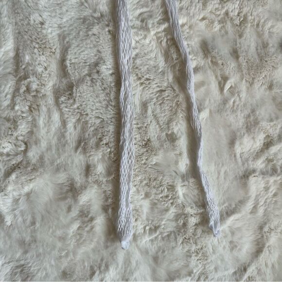 White alt/emo fishnets/ fishnet tights - Picture 6 of 8